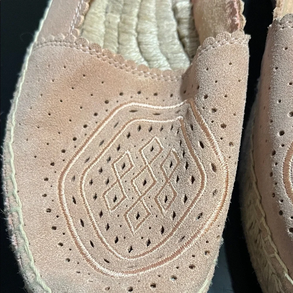 Women's Espadrille Slip-On Flats - Blush Pink - size 8